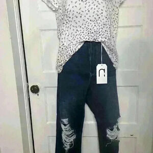 NWT Nature Jeans Boyfriend Fit‎ Boutique Sz 9 Distressed Ankle